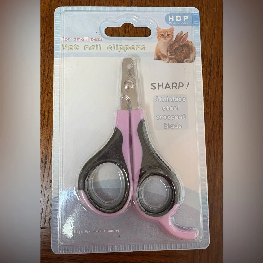 New in Packaging Purple Stainless Steel Small Pet Nail Clippers
